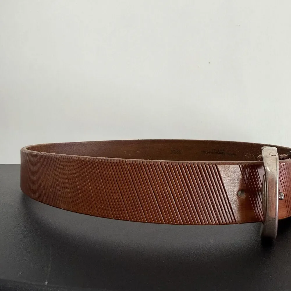 Torino Men’s Brown Genuine Leather Belt Size 32 Embossed Stripe Silver Buckle